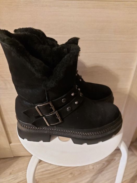 Продам  зимние сапоги