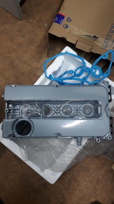 Крышка клапанная.Шевроле круз,авео,треккер,орландо,опель