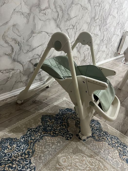 Детский стульчик для кормления