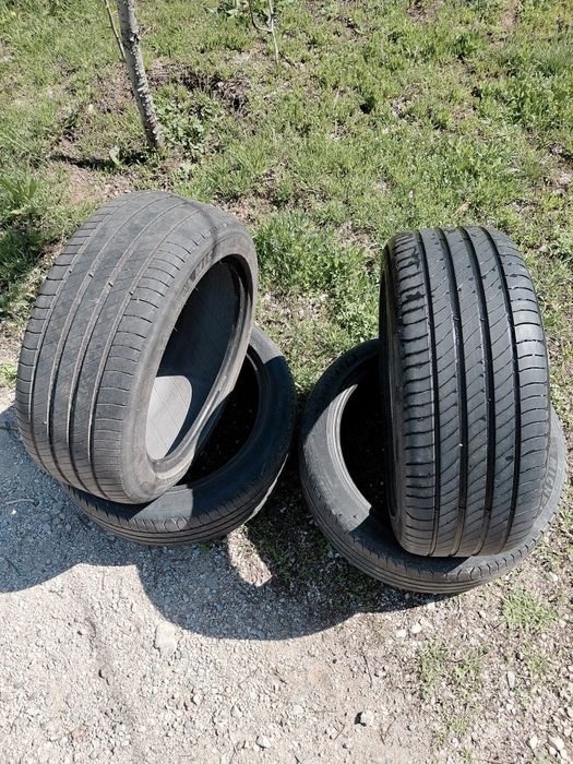 Шины MICHELIN 215×45×17