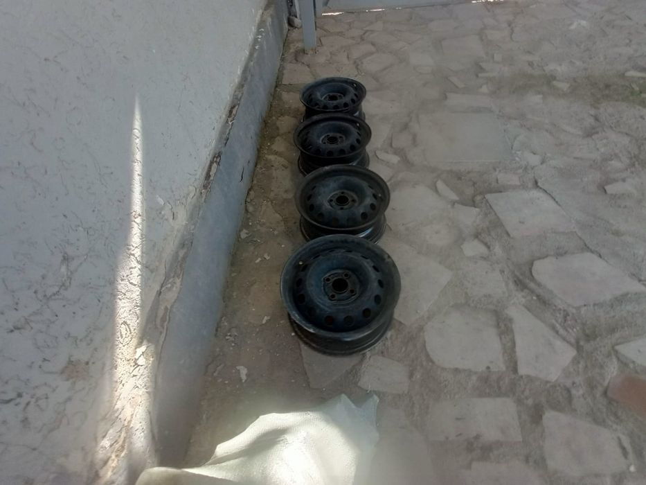 Продам диски на кобальт штампованные