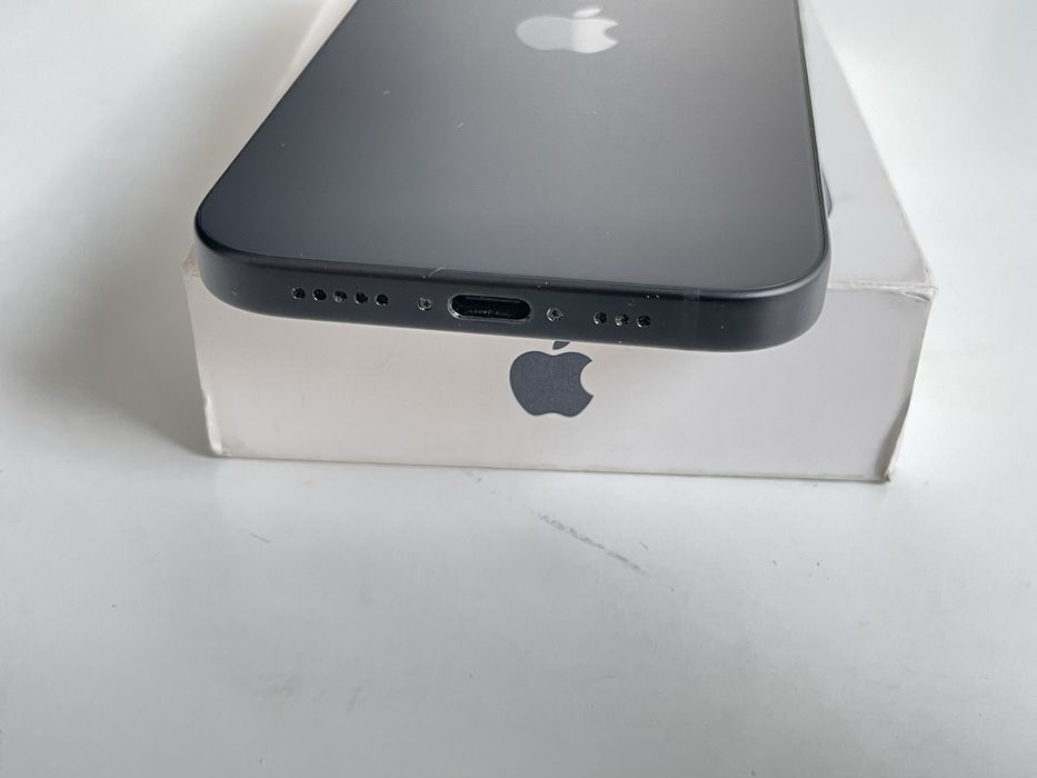 Iphone 15 / 256gb/ 99% baterie