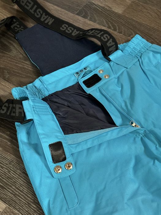 Горнолыжный костюм