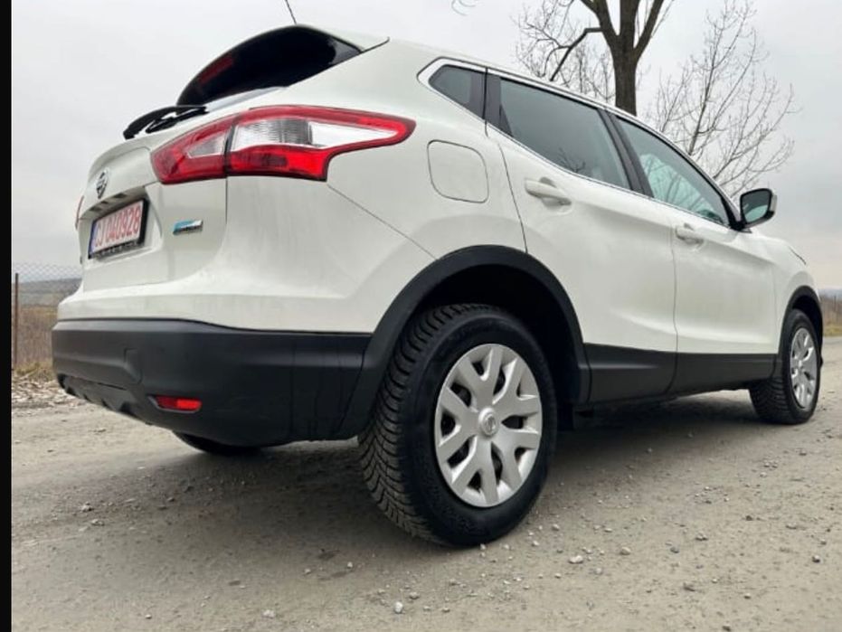 Vând Nissan Qashqai an 2014 înmatriculată. IMBPECABILĂ.