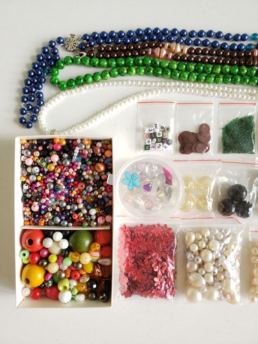 Бусины и бисер для творчества