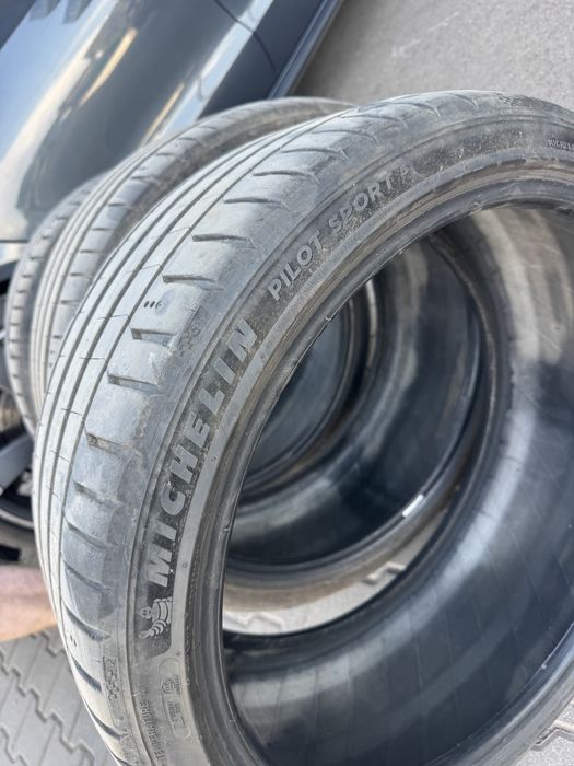 Michelin Pilot Sport 5