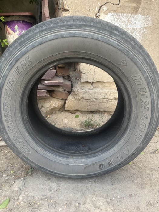 Продам б/у шины