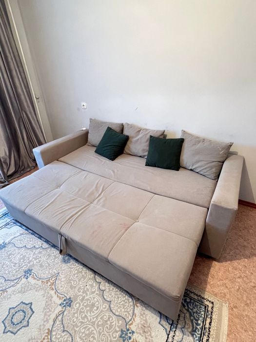 Продается кровать 2-х спалка и диван