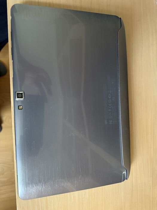 Samsung ATIV XE500T1C - таблет