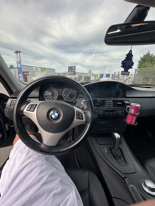 Bmw e90 320i 2006