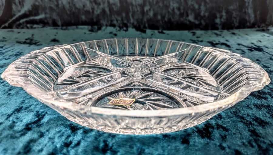 Кристални подноси, плата