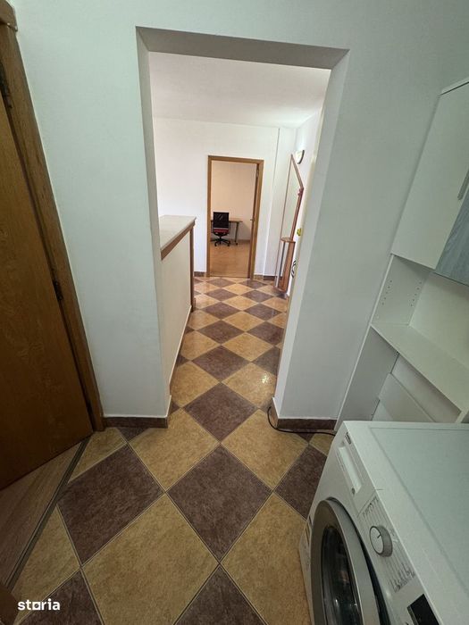 Apartament de închiriat – Sector 3