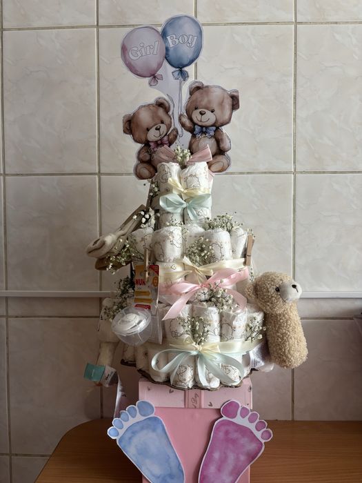 Cadou personalizat Diaper cake pentru gender reveal, botez sau taieri de mot