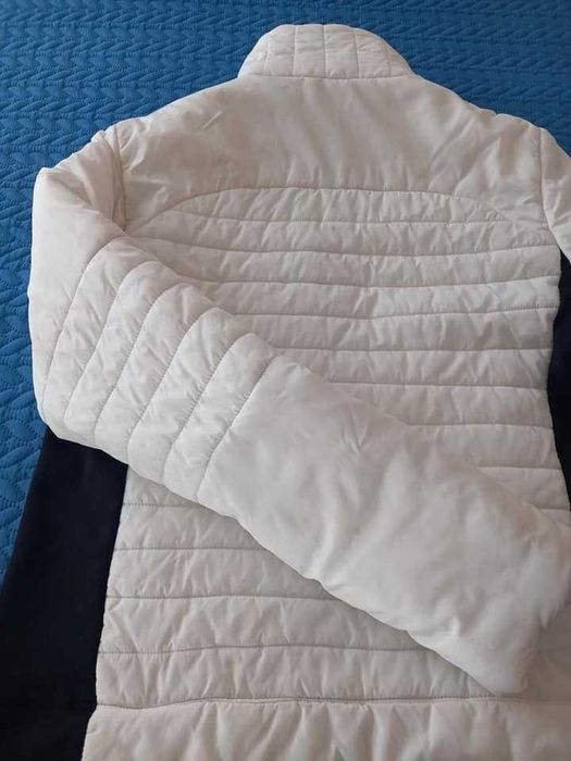 Geaca de dama alb-negru, Loto