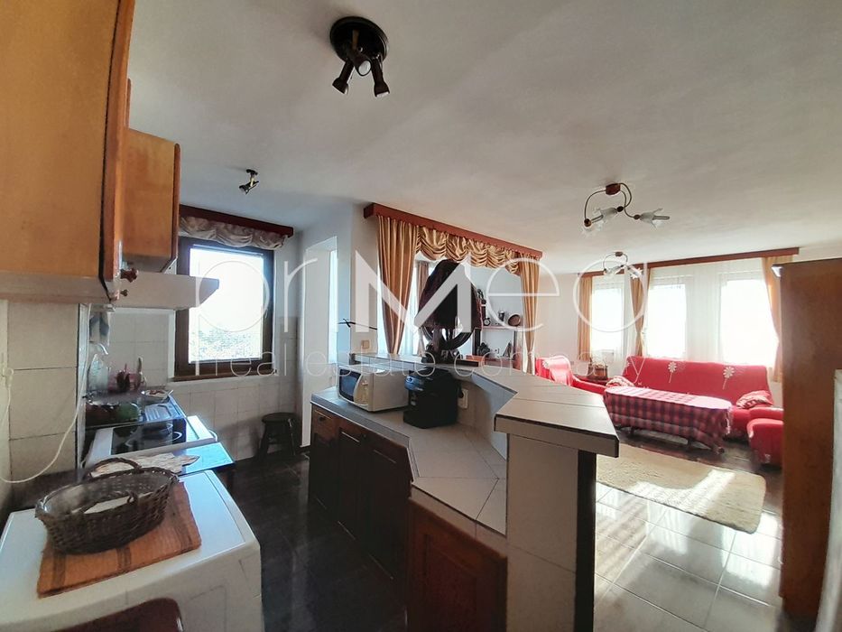 Дава се под наем Тристаен апартамент в Бургас, Сарафово - 86 кв.м за 346.8 € - Снимка #5