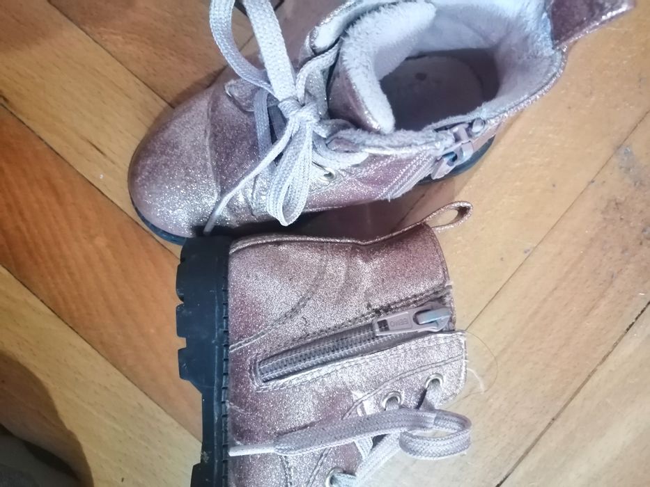 Ghete piele 22 usor imblanite
