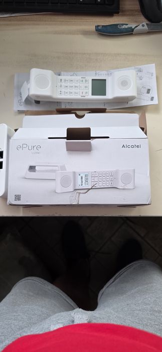 ЧИСТО НОВ Дизайнерски Безжичен Домашен Телефон Alcatel ePure Iconic – Бял