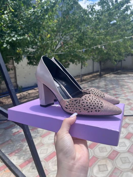 Туфли почти новые