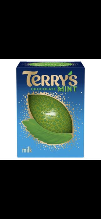 Продавам бонбони Селебрейшън, Herroes, Quality Street и портокали