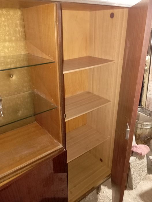 Трюмо ссср Сервант германия и старинный в хорошем состоянии не д