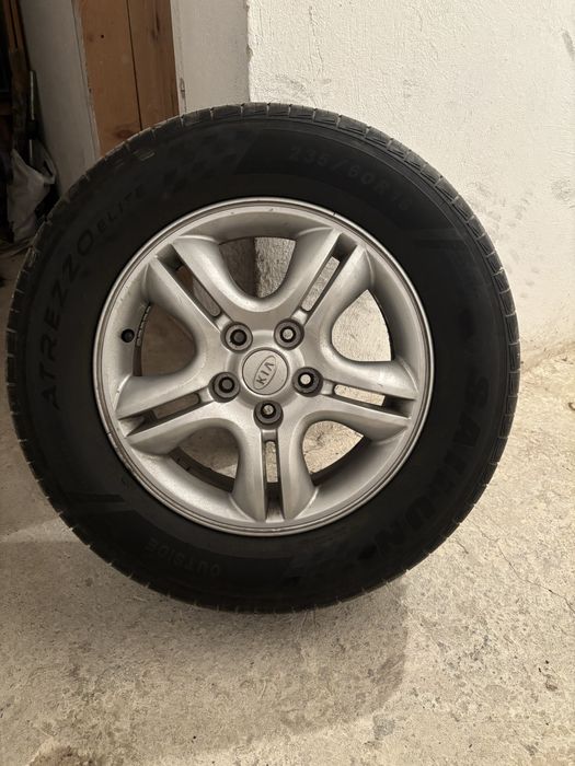 Гуми с джанти за Kia Sportage 2