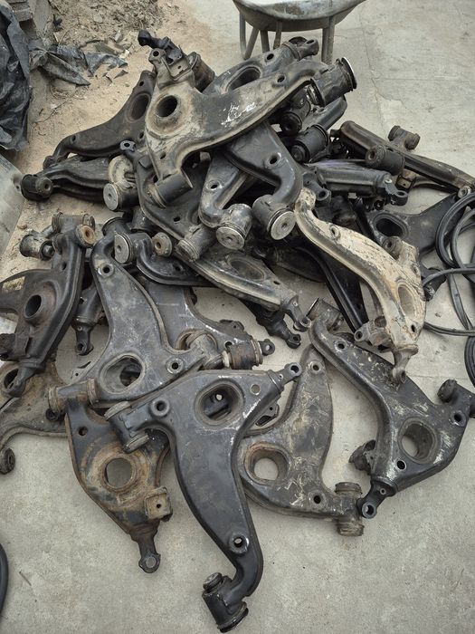 Передние рычаги Mercedes  w140