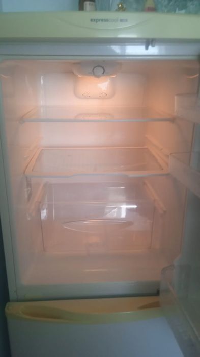 Продам холодильник марки LG