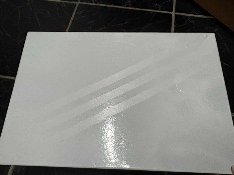 НОВИ Adidas обувки  Continental 80