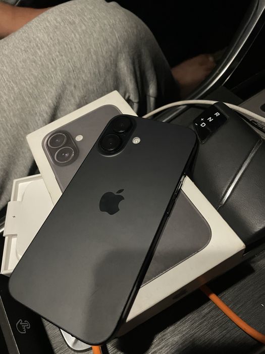 iphone16  с гаранти