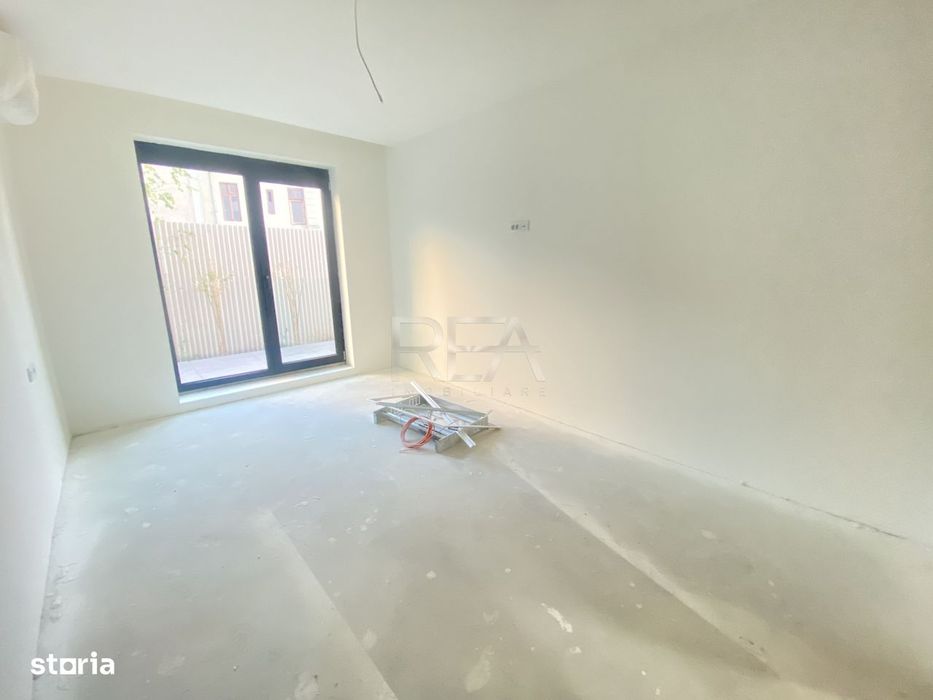 Apartament – București, Trafic greu, Rahova - Mai multe