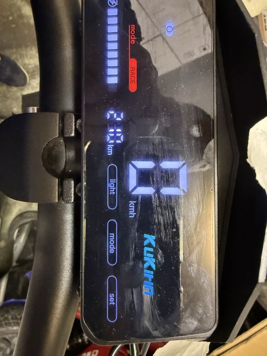 Vand trotineta kukirin g2 folosita