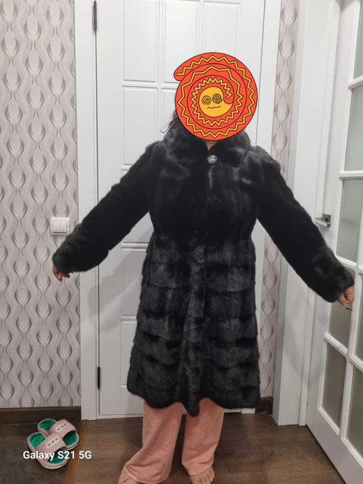 Шуба почти  новая 150 000тг  договорная