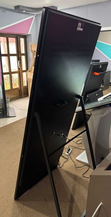 A-Frame raqamli reklama infokisoki 55"