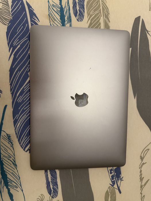 MacBook m1.