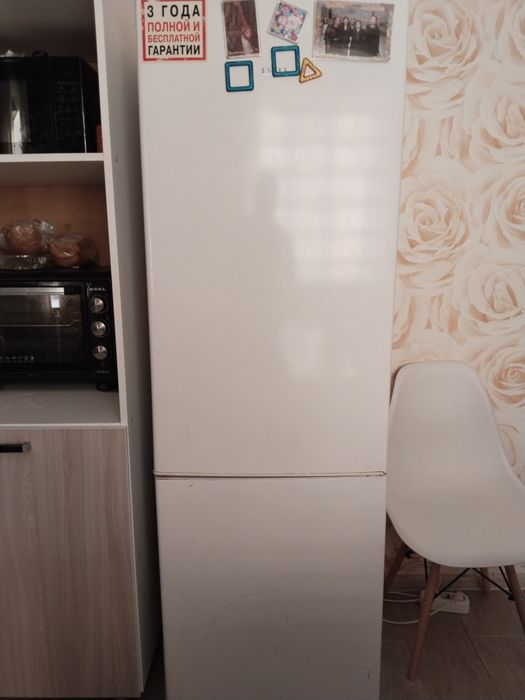 Холодильник vestel