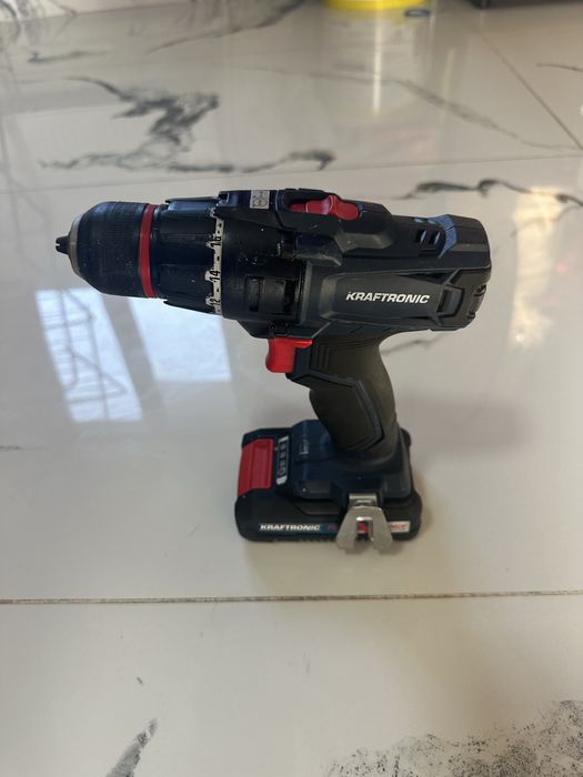 Vand 2 filetante la pret de 300 lei