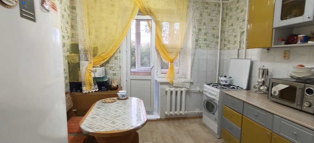 Продам 2х ком квартиру р-н 4 мкрн