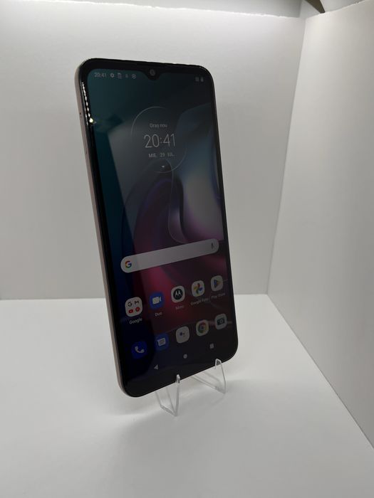 Motorola Moto G30 128 GB Dark Pearl – stare excelentă cu husa si cablu nou cadou