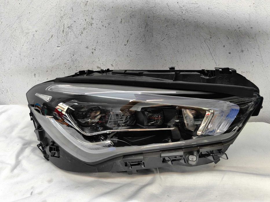 Оригинален фар Мерцедес 118  Mercedes CLA 118 MULTIBEAM