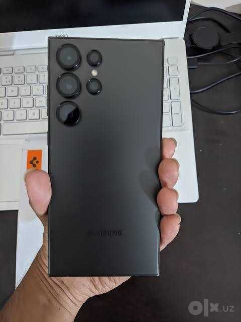 Samsung S24 ultra titanium black