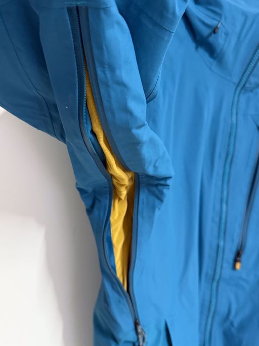 Ak Burton [ak]® Cyclic Gore-Tex 2L – M Geaca Snowboard