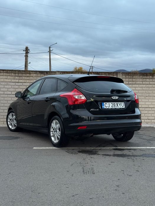 FORD Focus 2011 — imagine 4