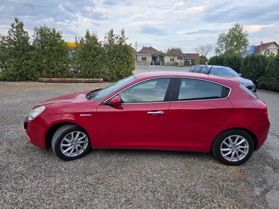 Alfa Romeo Giulietta 2011 diesel, 6.000 € — imagine 3