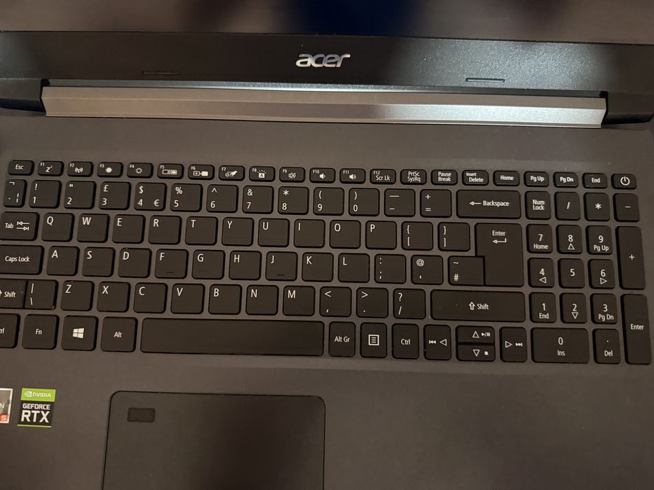 Laptop Acer Aspire 7