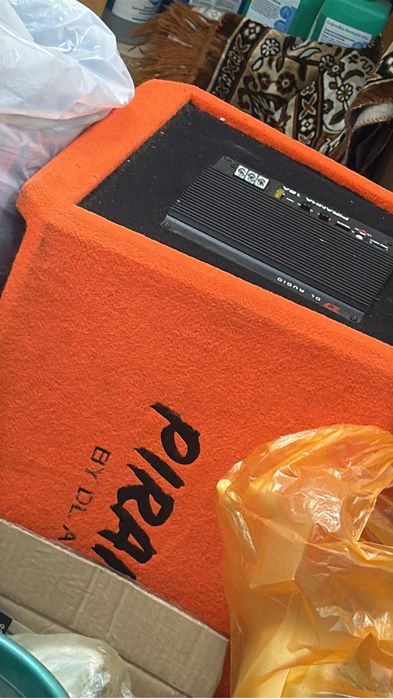 Колонка сабвуфер с усилителем