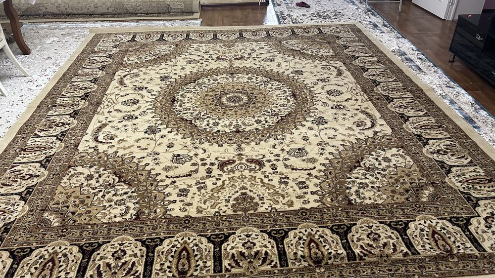 Продам ковры размер 3.5/4