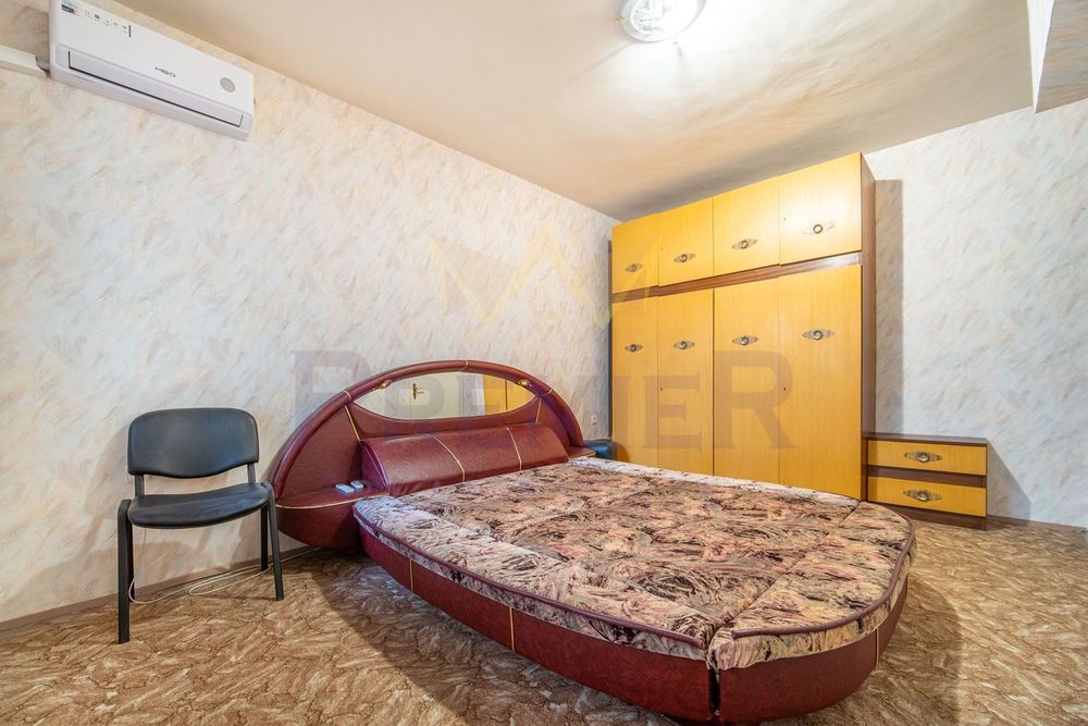 Продава се Четиристаен апартамент в Варна, Лятно кино Тракия - 110 кв.м за 1955 €/кв.м - Снимка #10