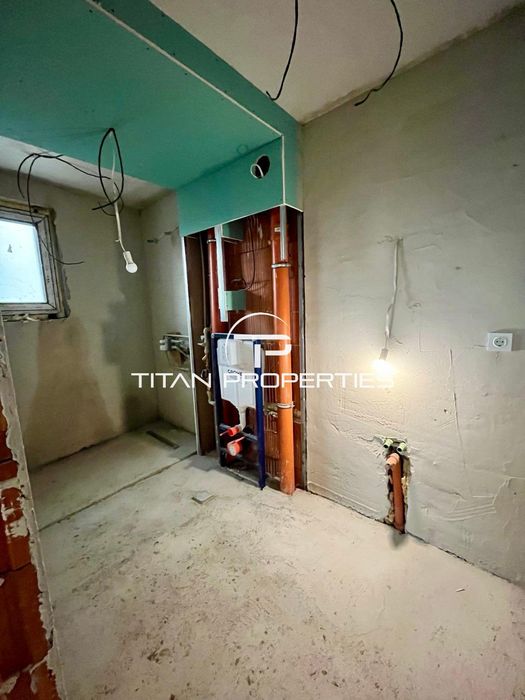 Продава се Тристаен апартамент в Пловдив, Кършияка - 130 кв.м за 784 €/кв.м - Снимка #8