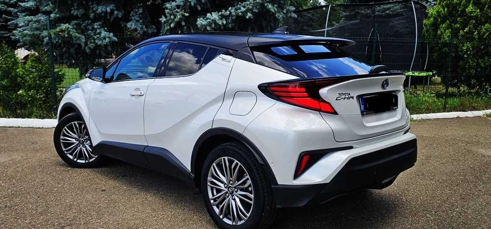Toyota C-HR BI -TONE Alb perlat. JBL-Piele,Distronic .140 cp.16.000 km