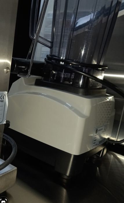 Блендер "HURAKAN"